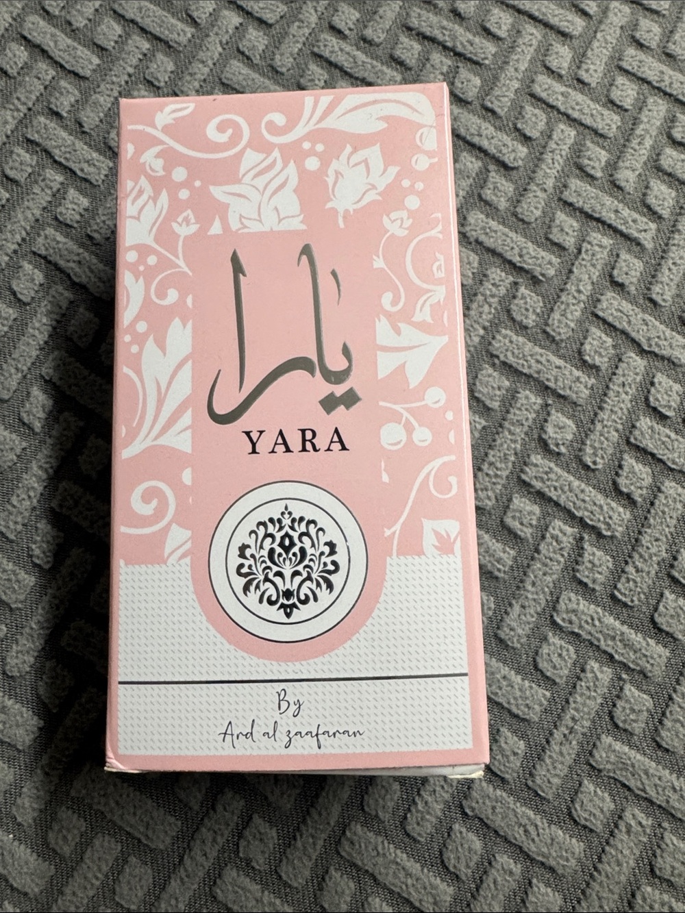 YARA Pink Fragrance Box